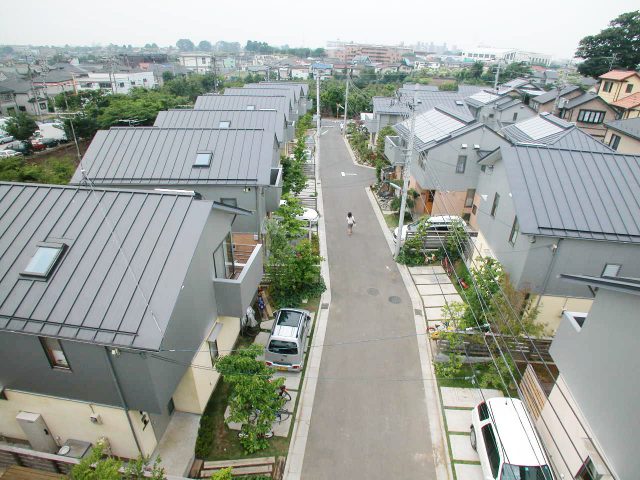 完成したソーラータウン久米川の街並み。