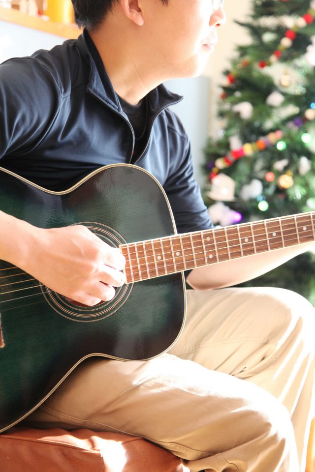 ギターを披露してくださったご主人