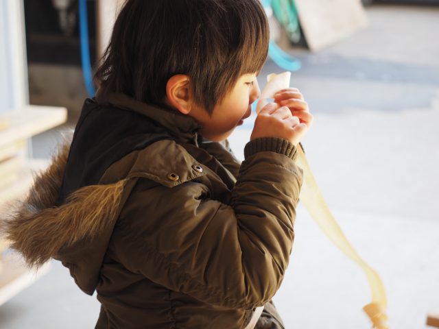 「木のにおいがする！」