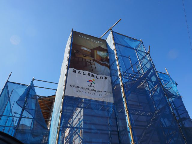 取材に訪れた建築現場にて。