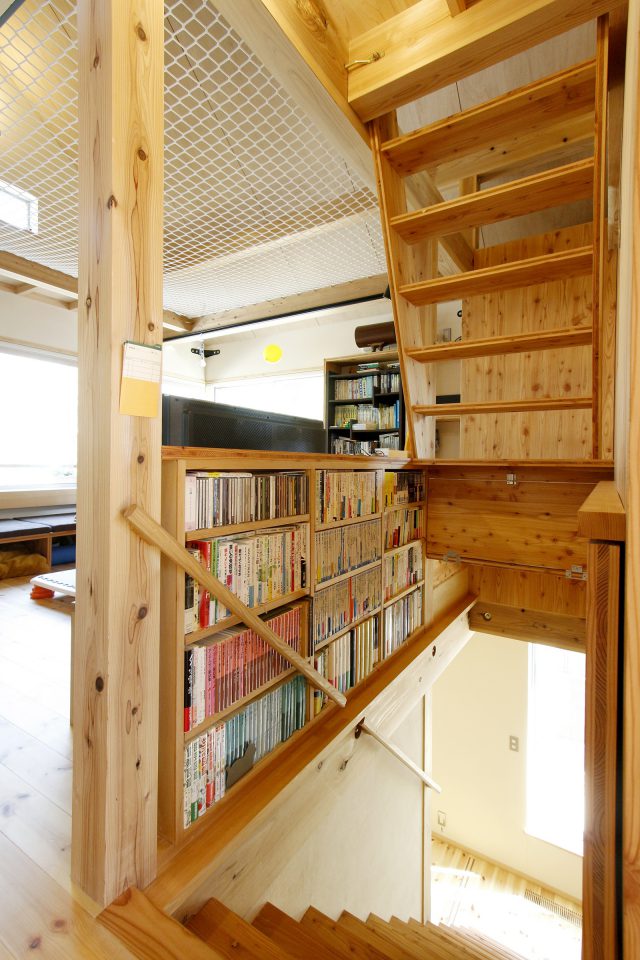 貸し出しカードもある図書スペース