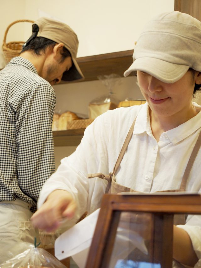 仲良くお店を切り盛りする田淵さんご夫妻