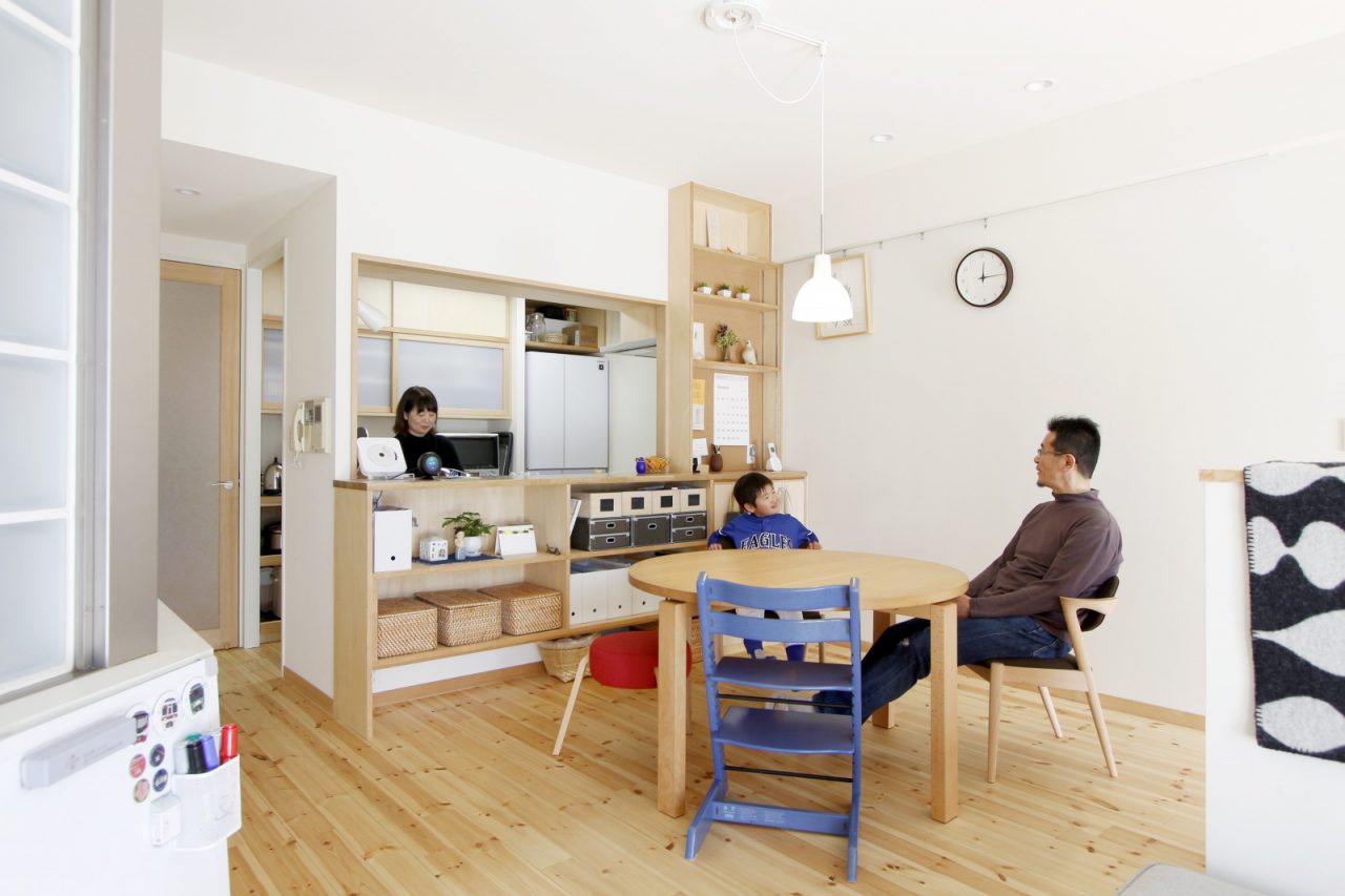 会話の生まれるダイニングスペース