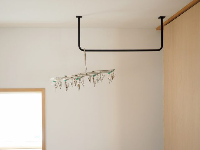 赤川鉄工さんオリジナルの便利なアイアンハンガーパイプ