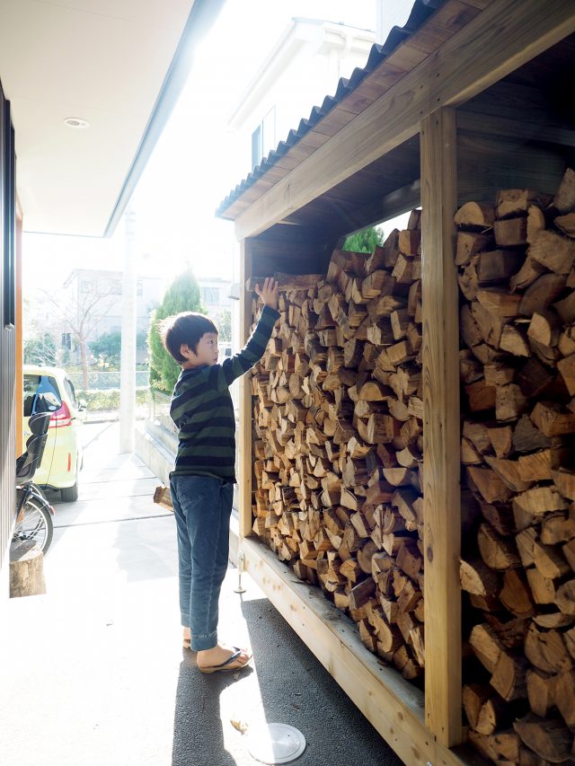 薪棚はご主人作