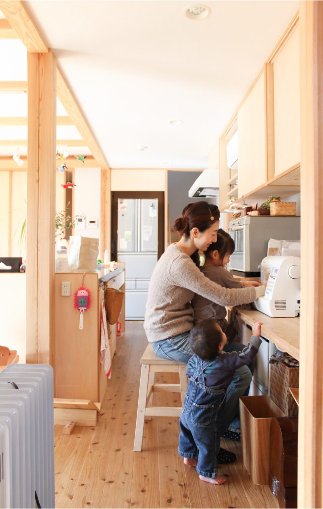 （ainoha vol.2 表紙より）