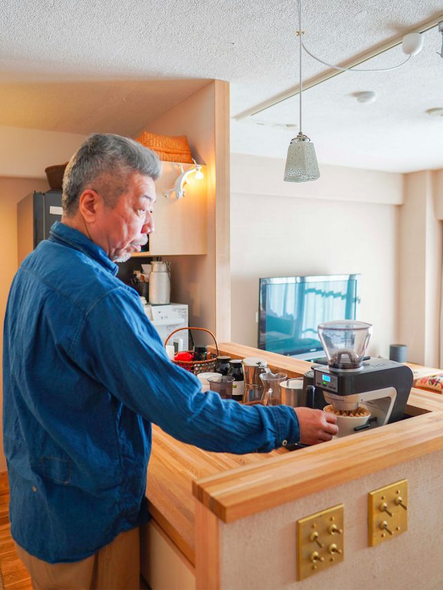 こだわりの珈琲ミルで挽いた珈琲をごちそうになりました