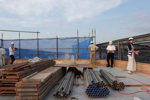 資材が整理された現場