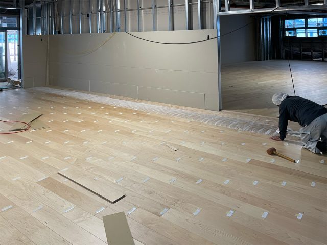 フローリング張り
