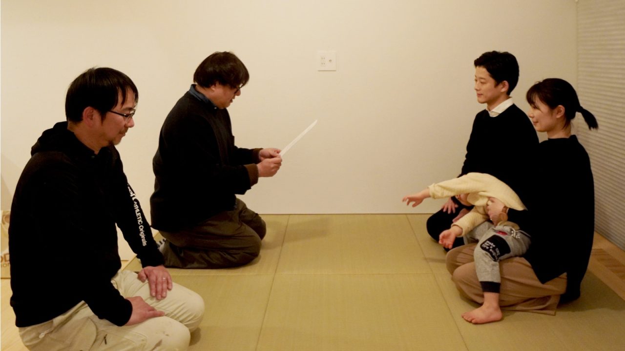 相羽社長、渡邉監督によるお引渡し式。