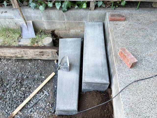 「 コンクリートのステップは少し斜めなの がお気に入りです」(O様)