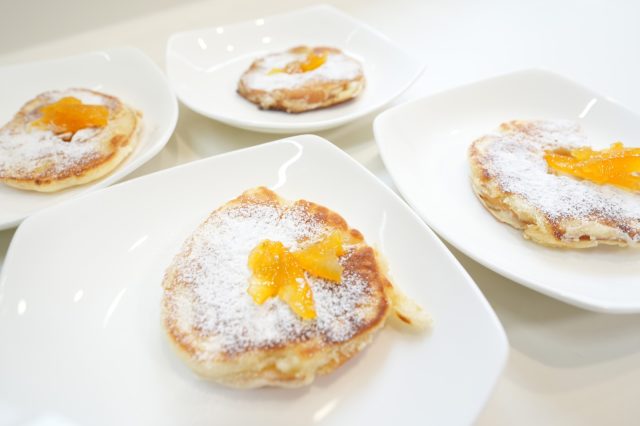 一緒に作ったのはりんごを使ったお菓子。