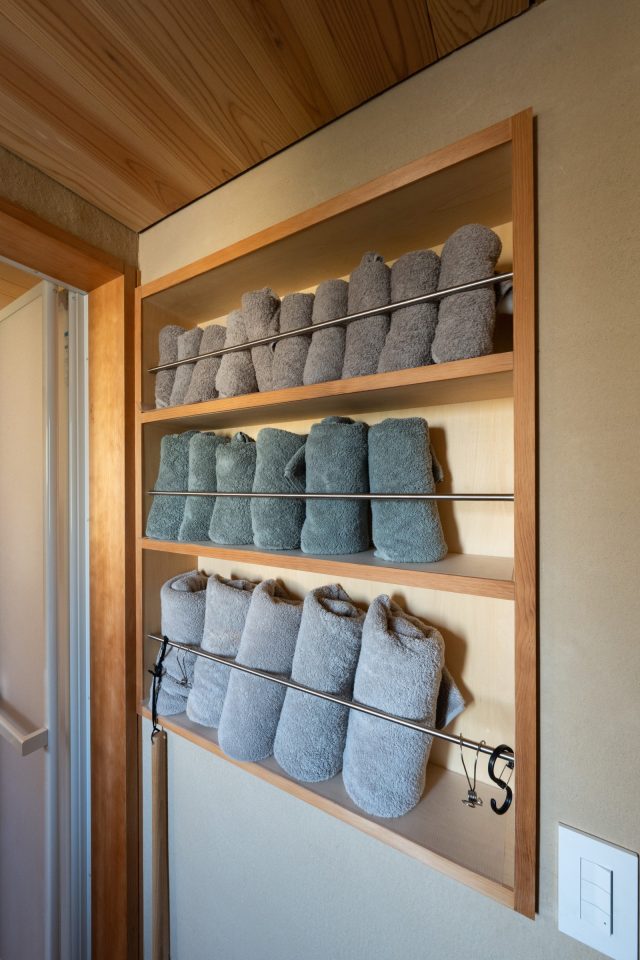 洗面脱衣室のタオル収納もA様のアイディアです