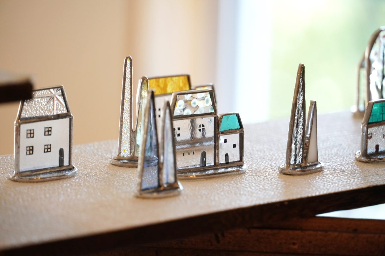 色や模様の組み合わせが素敵な作品たち。