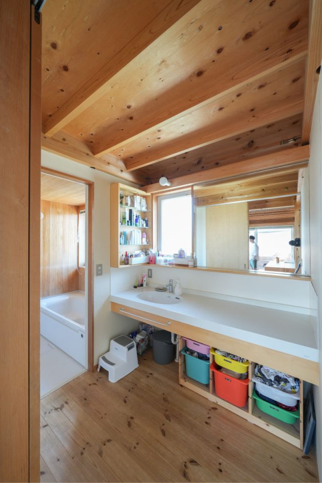 広々とした洗面脱衣室