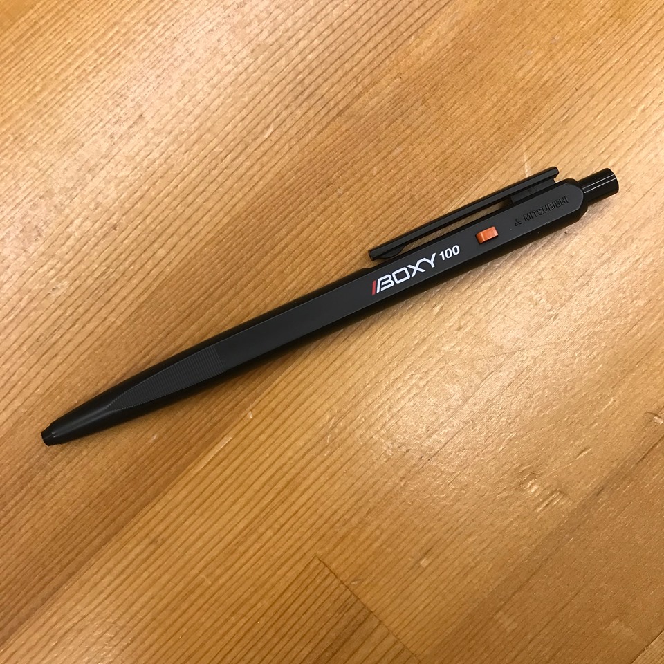 ロングライフデザインなボールペン