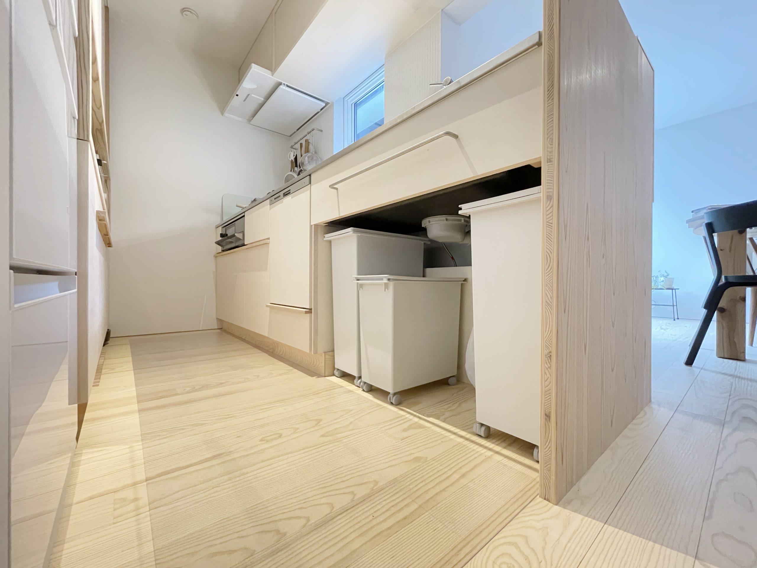 キッチンのゴミ箱｜いとう家の住宅