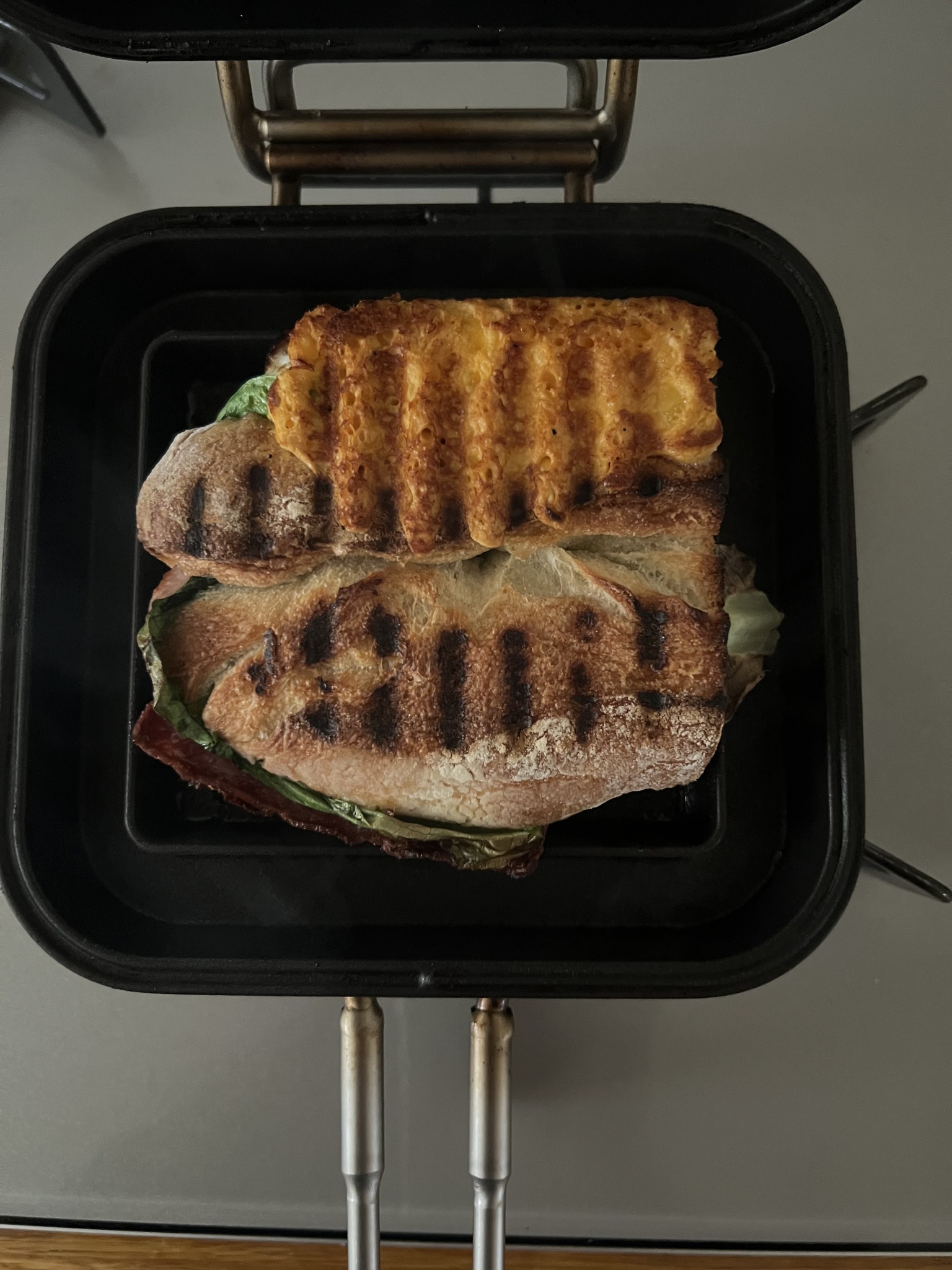 あいばスタッフも多数愛用！ こいずみ道具店ホットパン