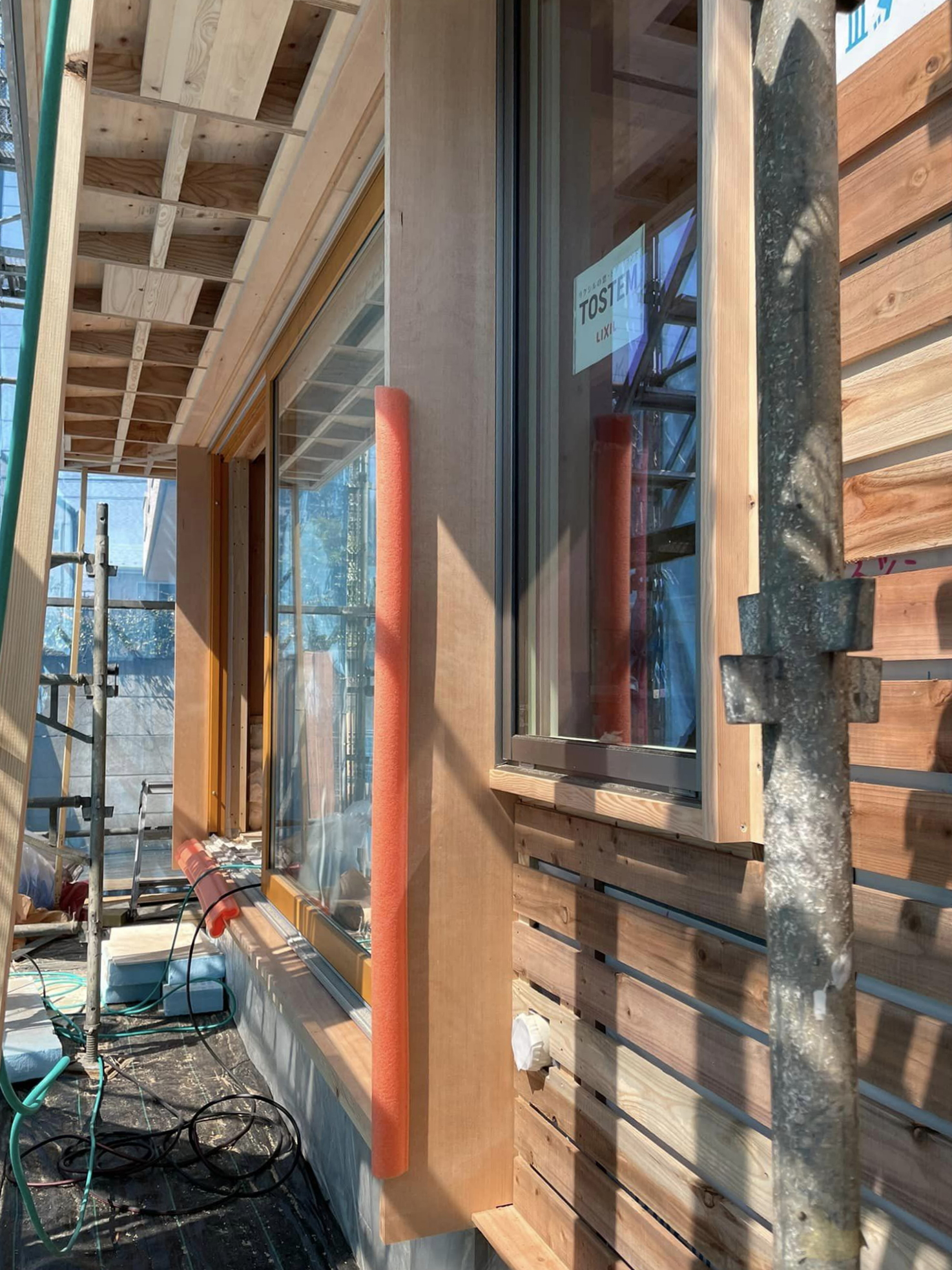 様々な職人さんによる外部工事