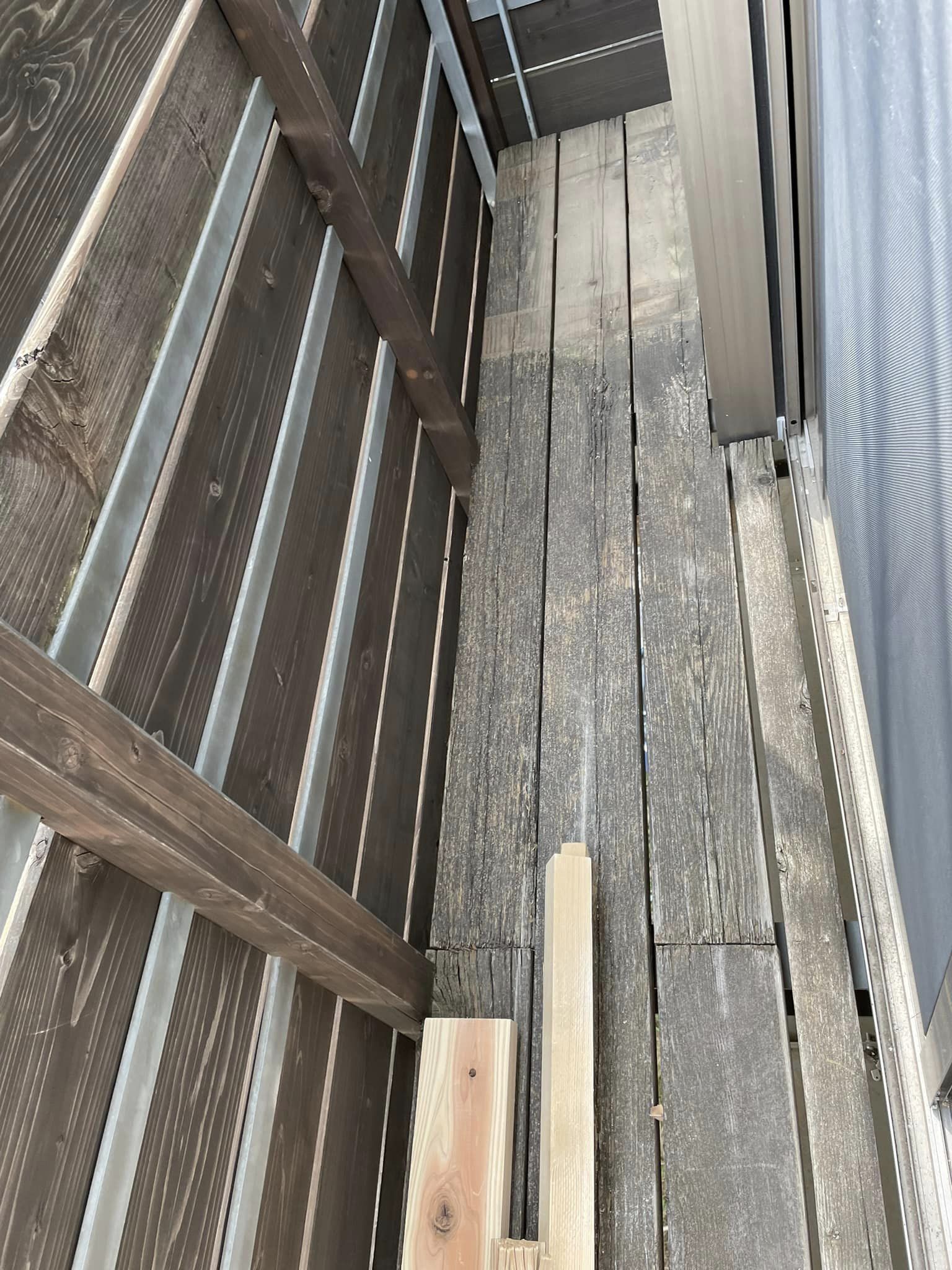 バルコニーのスノコ交換工事