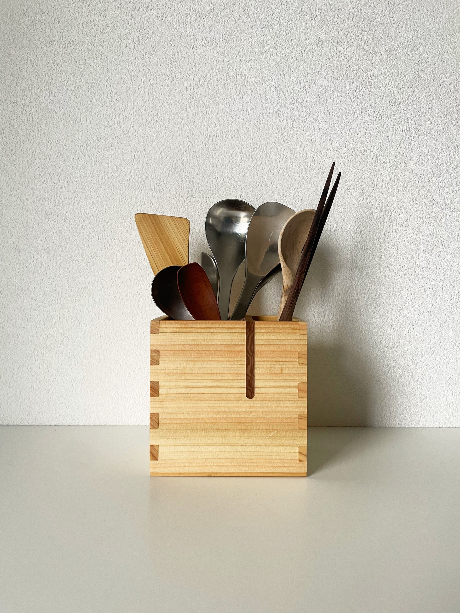 【一人暮らしの生活道具】小さな収納でちょっと豊かに暮らす