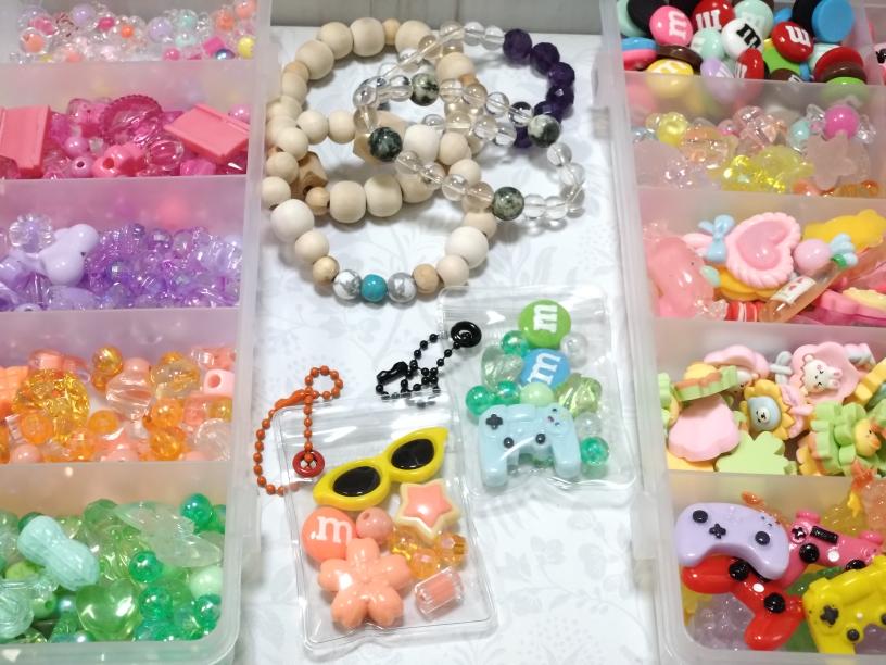 【ワークショップ】お好きなビーズを選んで自分だけのキーホルダー、ブレスレットを作りましょう