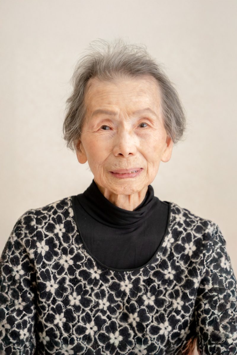 momeさんの94歳のおばあちゃま。お孫さんに撮影してもらえるなんてとても幸せな時間ですね。このようなお写真も撮影いただけますよ。