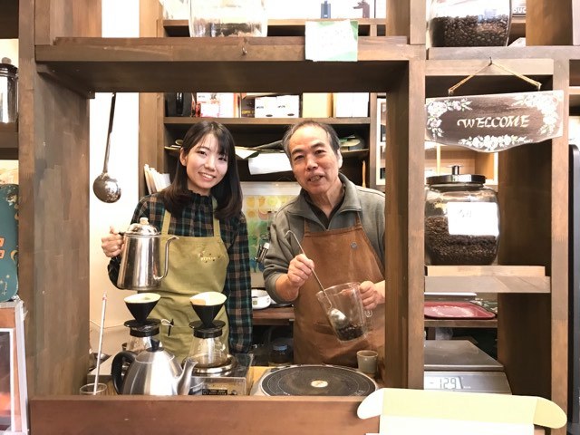 デナリコーヒー櫻井さんと娘さん