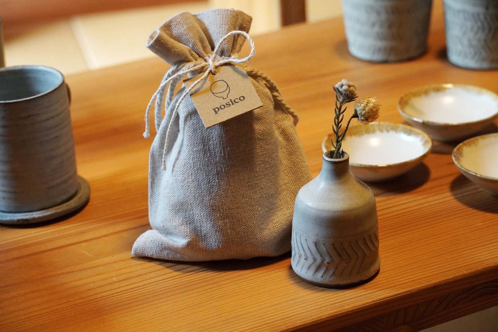 ご来場特典は相羽建設のオーナー様でもある、作家『posico』さん制作の可愛い陶器の一輪挿し