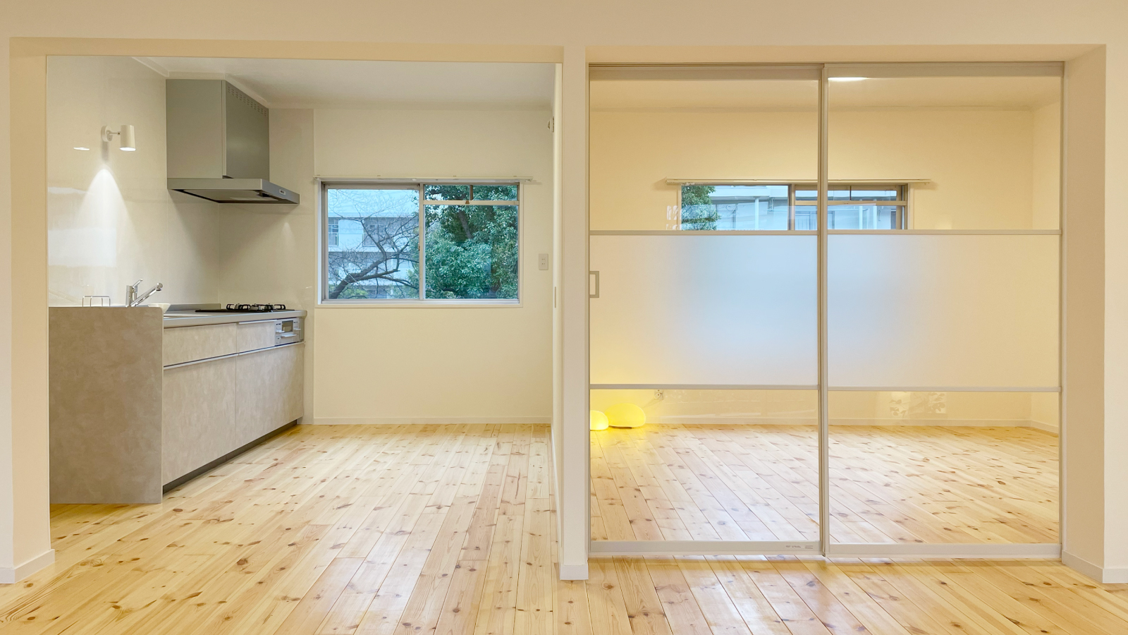 リビング・キッチン（扉クローズ）