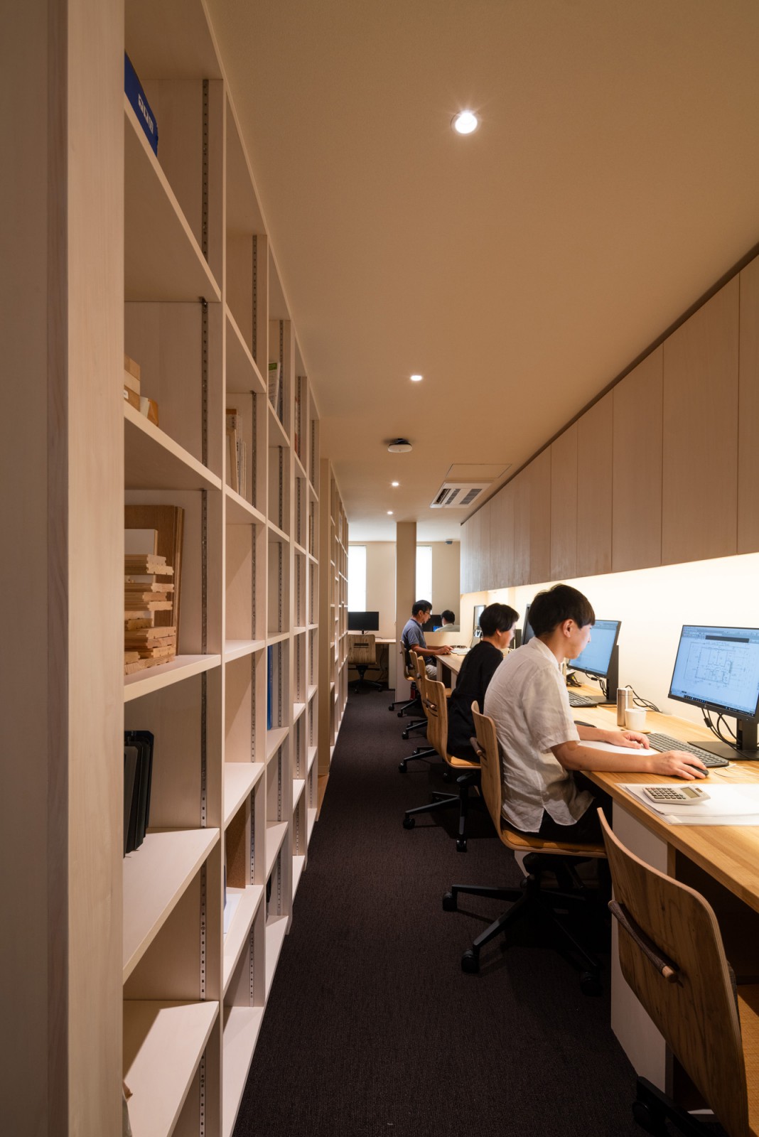 落ち着いた雰囲気のスペース