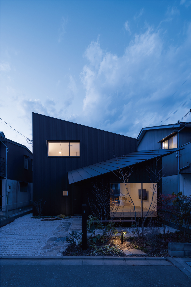 外観（竣工時｜2月）