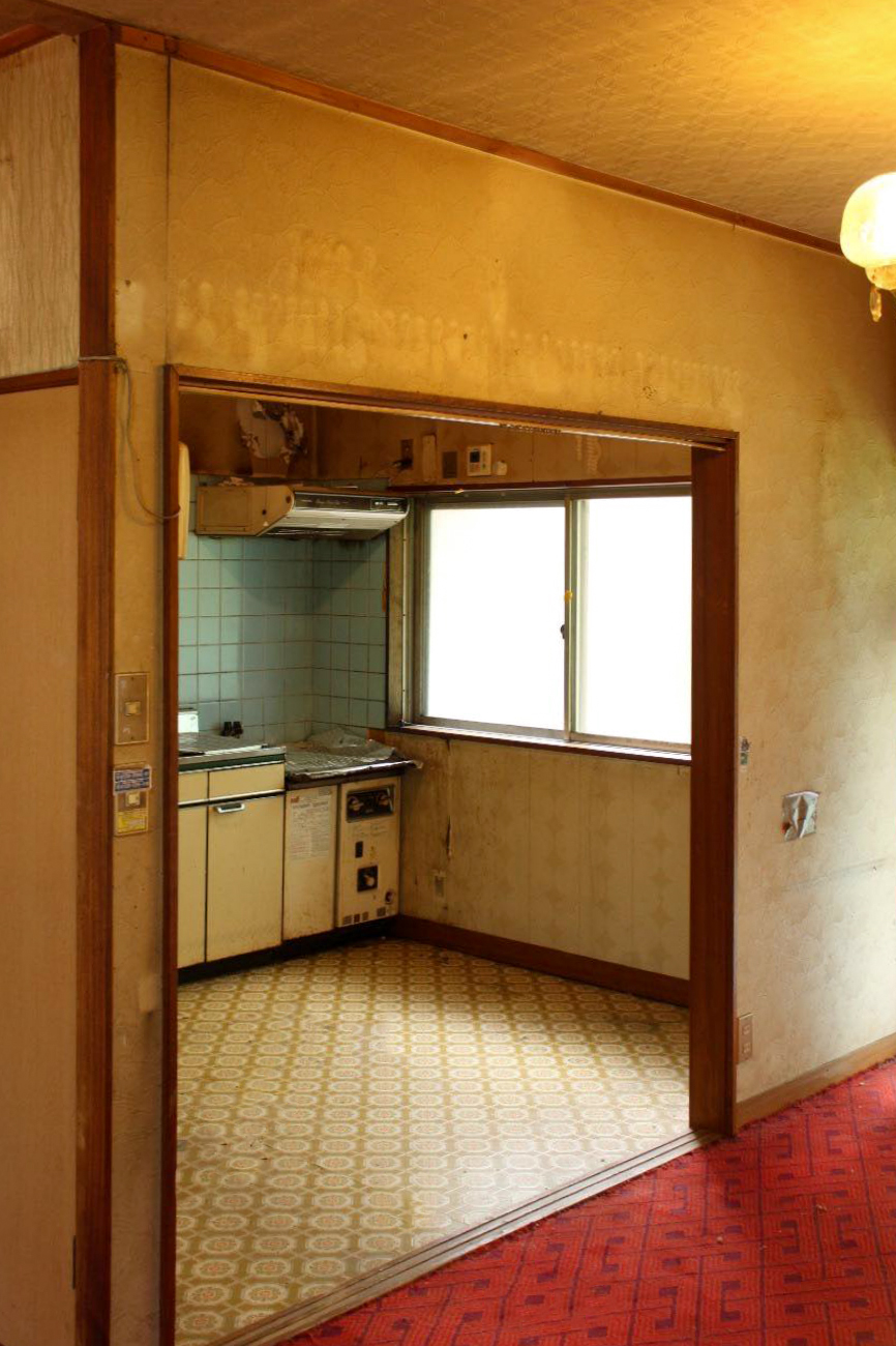 工事前の1階。当初、キッチンは1階にあったがリノベーションにあわせて2階のLDKへ移動した。