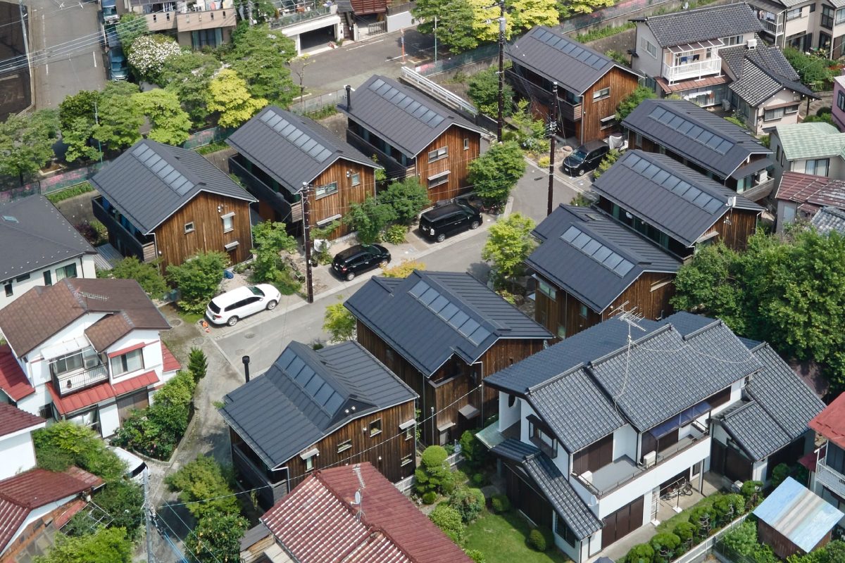 相羽建設が手がけるまちづくり　ソーラータウン八国山（全9棟）