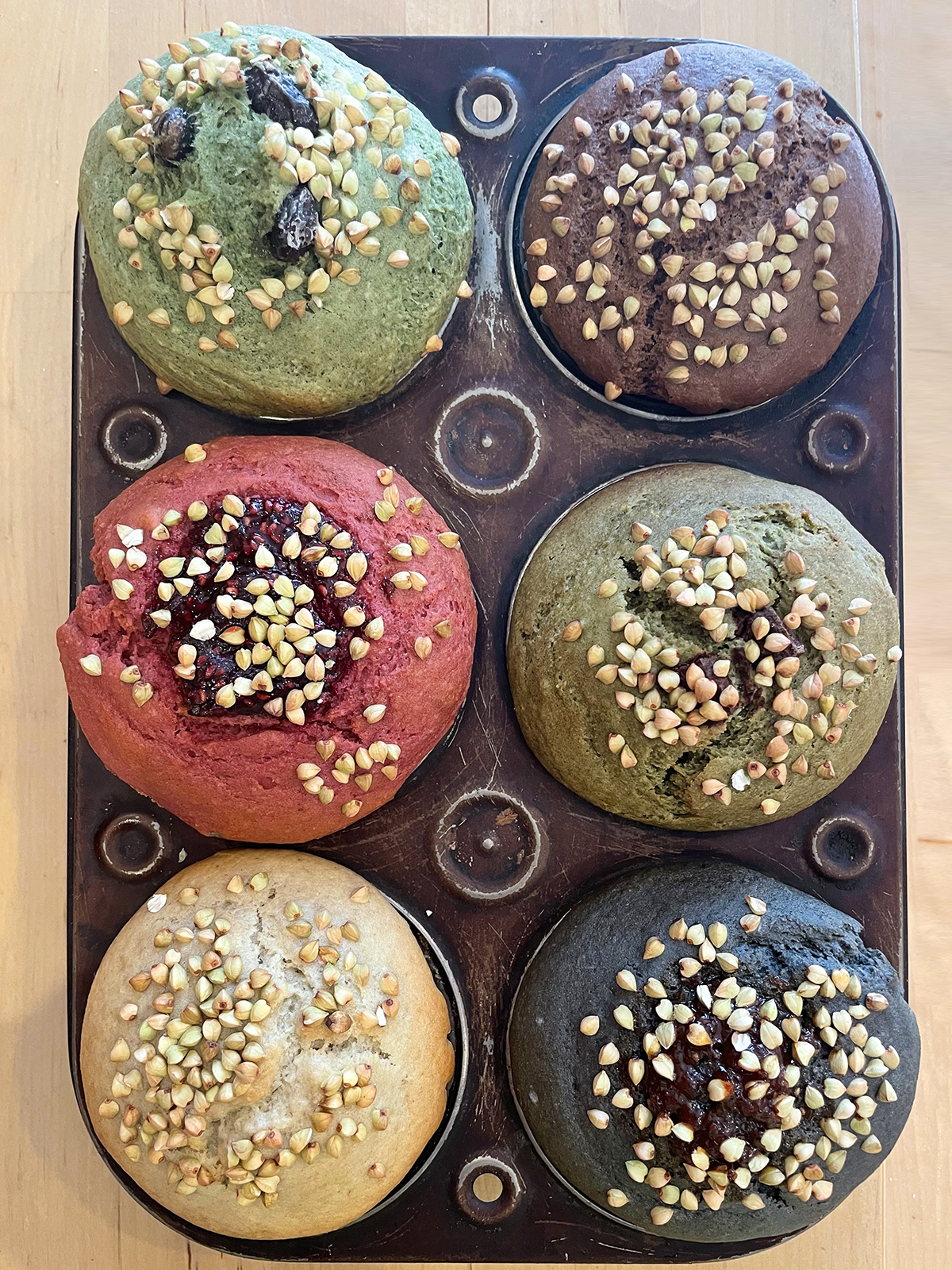 その他、マフィン、焼き菓子、そば粉パンも