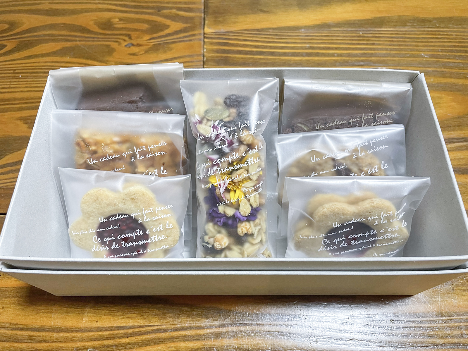 母の日ギフト2◾︎焼き菓子セット| グラノーラ  （エディブルフラワー入）2 ガトーショコラ2 フロランタン2 ジャムサンドクッキー（ラズベリー）2