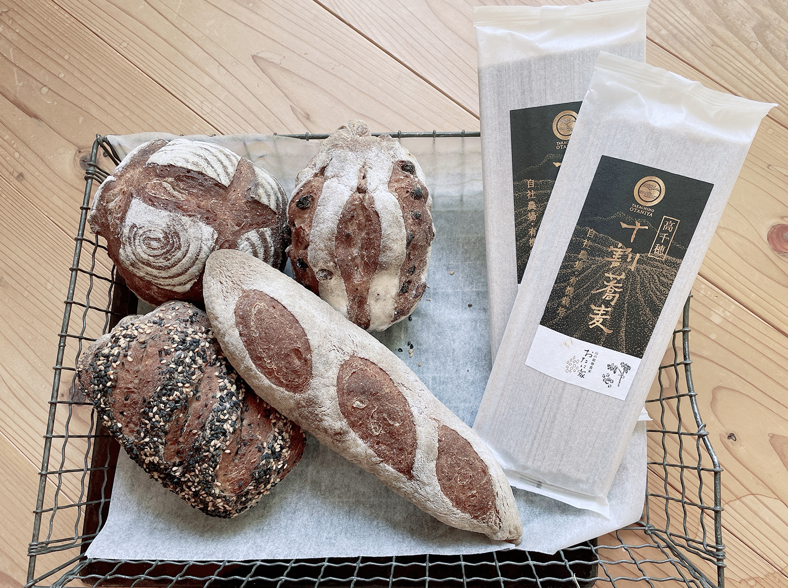 母の日ギフト1◾︎カラダおもいの母の日セット |そばパン4種 十割蕎麦乾麺 小麦粉　砂糖　オイル不使用