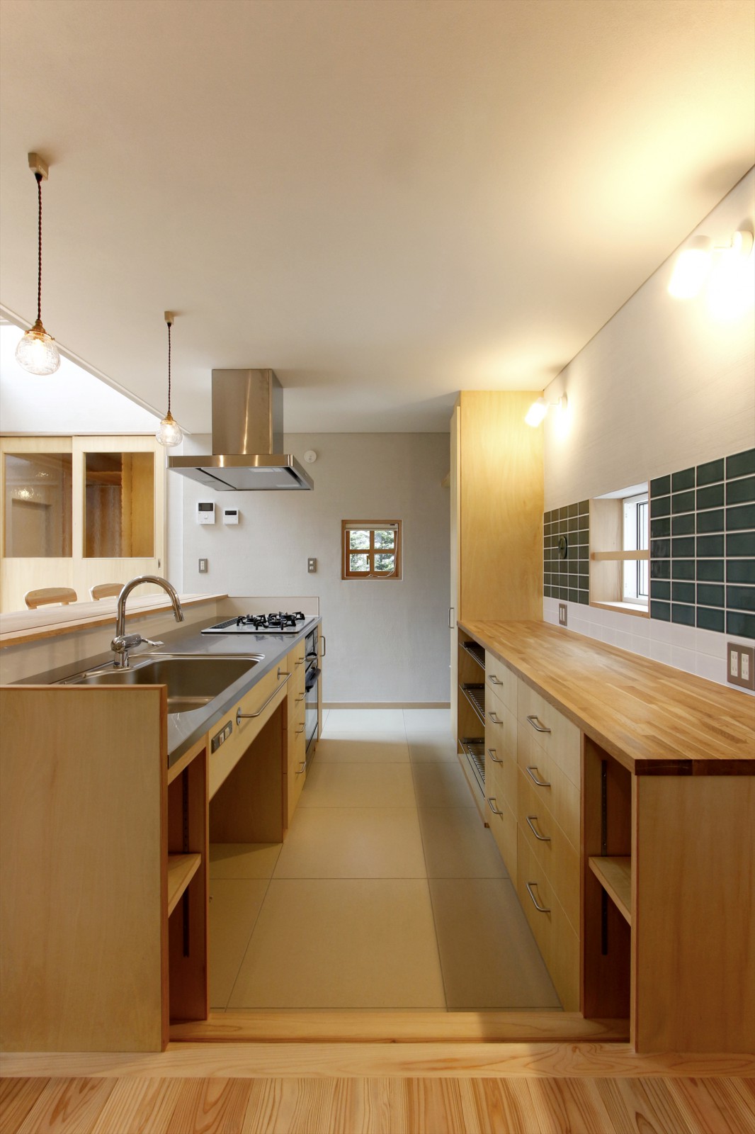 段差のあるサンクンキッチン