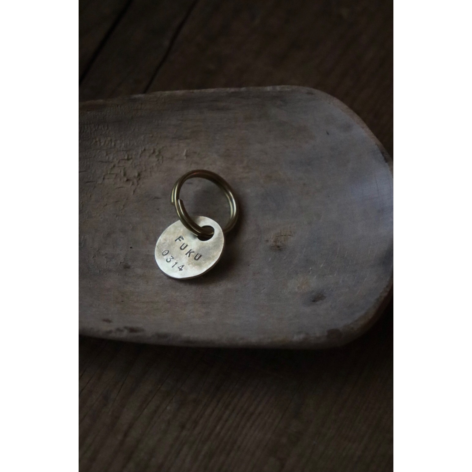 迷子札　終日オーダーいただけますが、ペット同伴でのご来場は13-15時に限定しております。