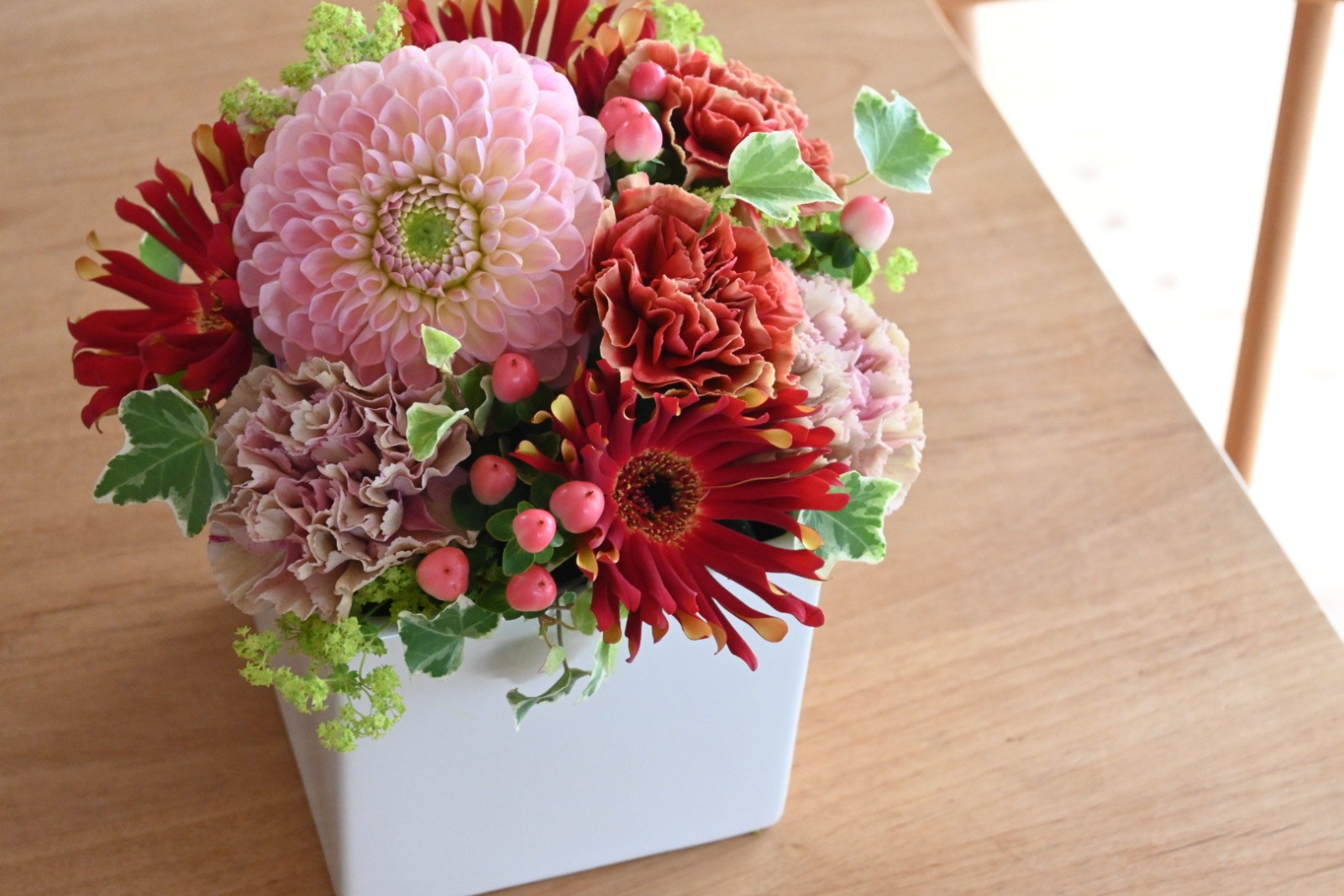 白い器箱に入ったタイプ