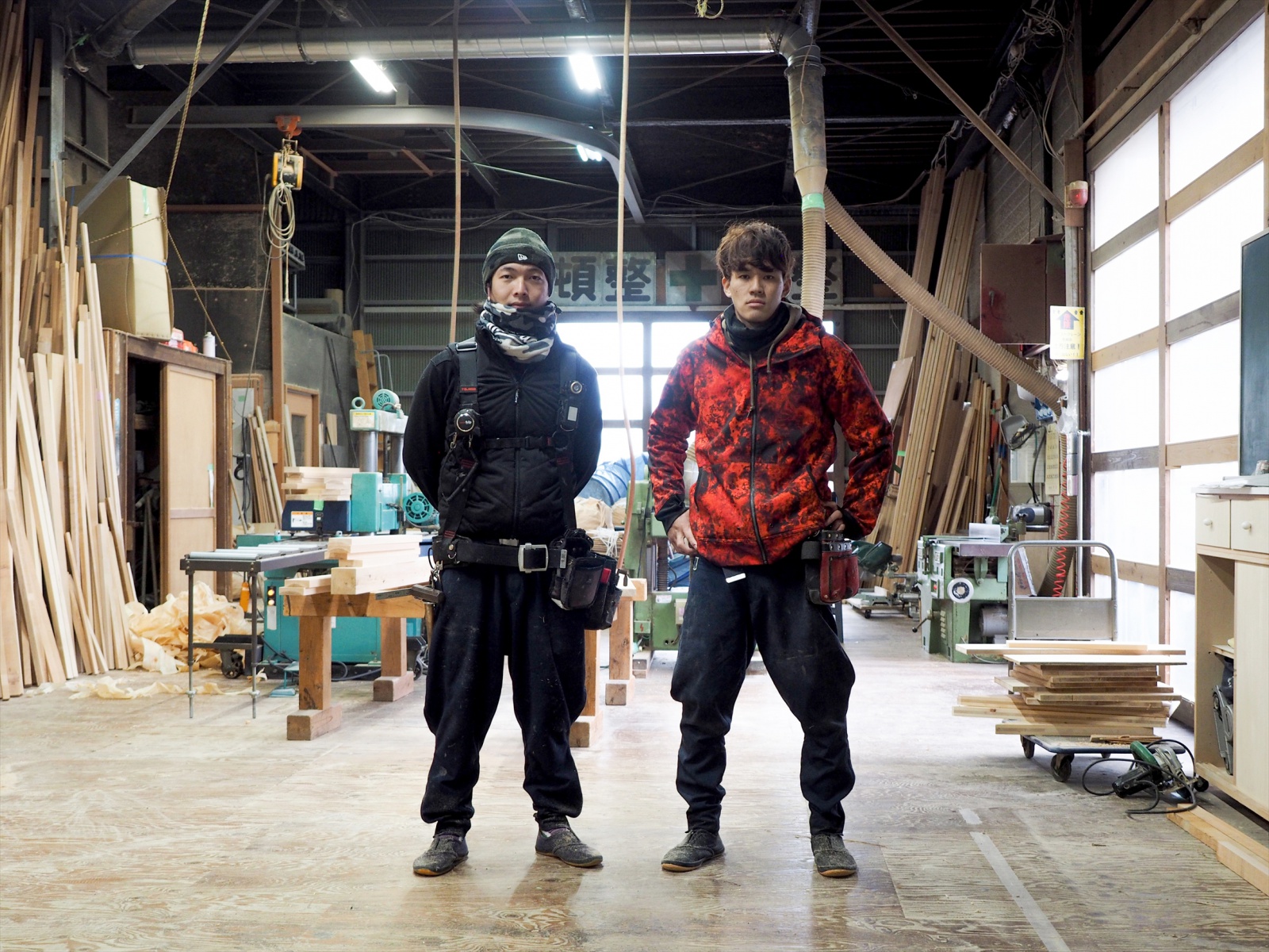 技術だけでなく人間としても成長できる、仲間と共に歩む大工への道