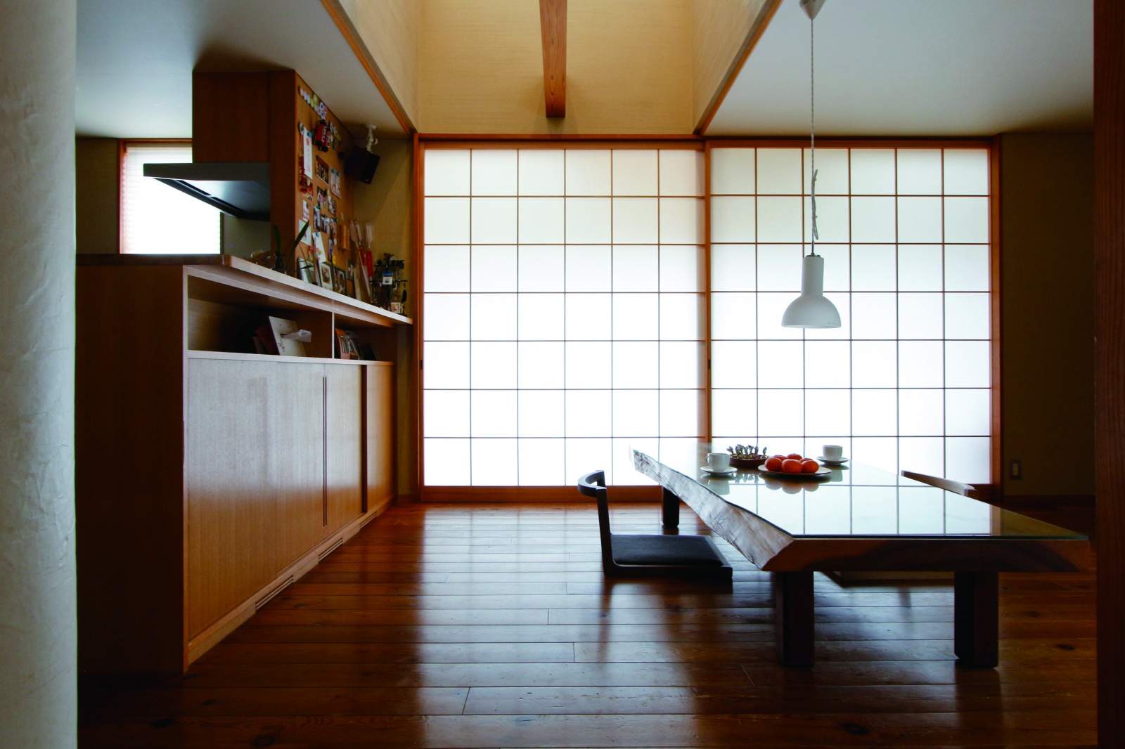 明るい土間がある大らかな家