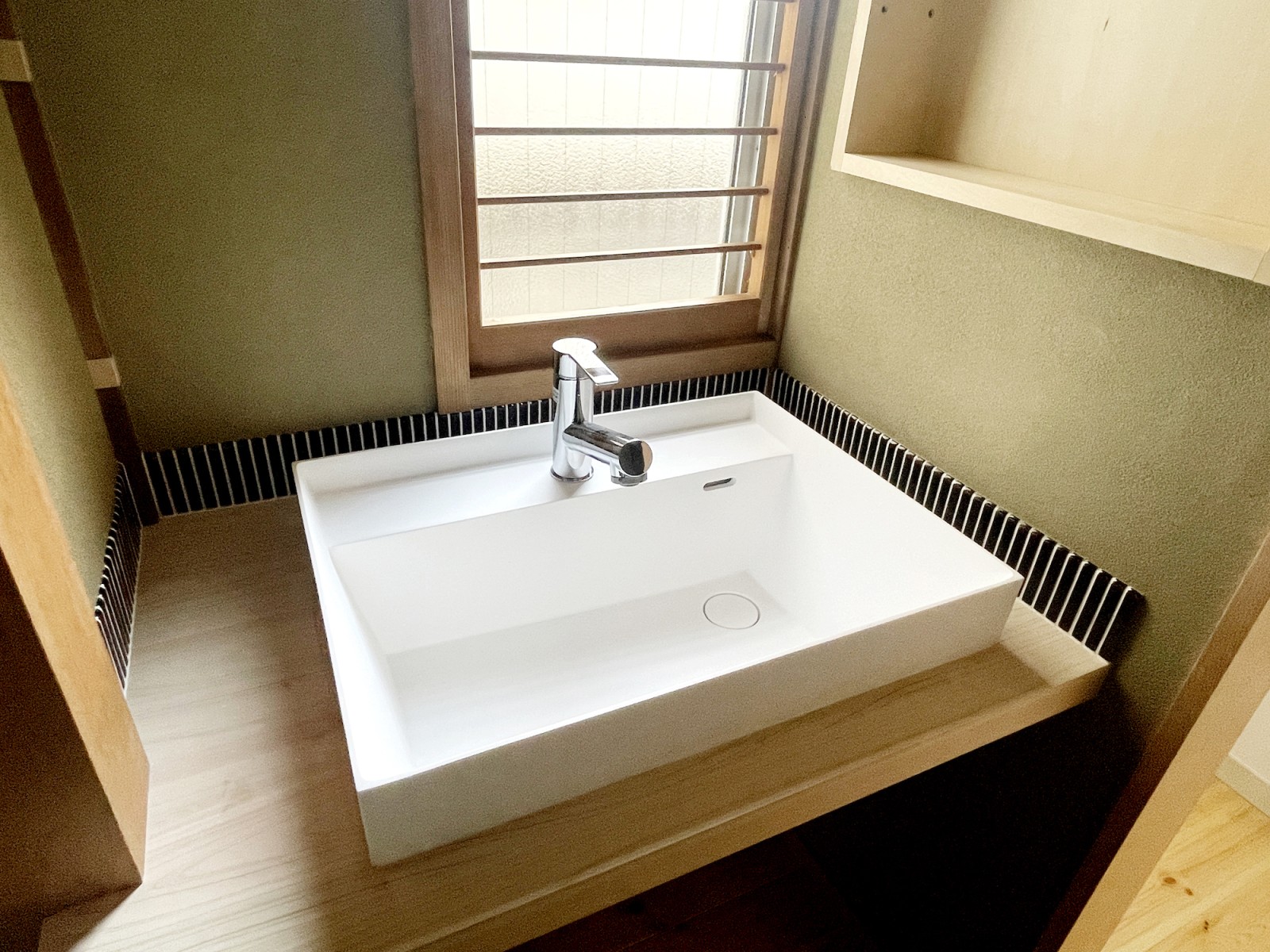 洗面は和の雰囲気に