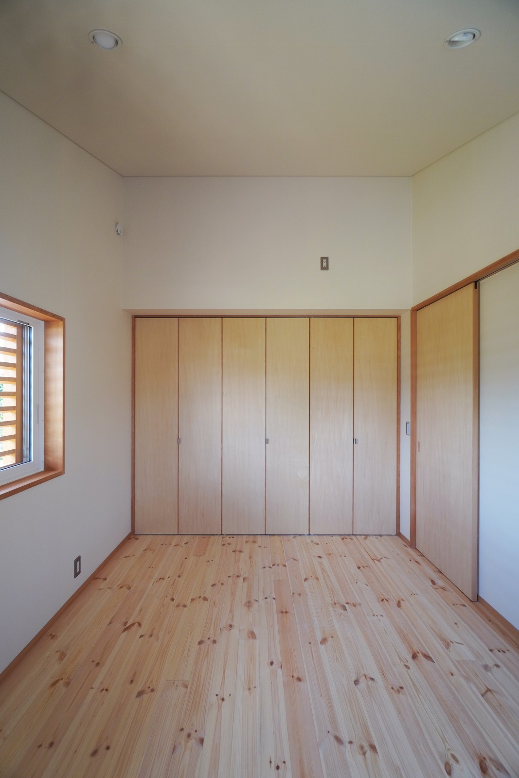 クローゼットの収納もたっぷり