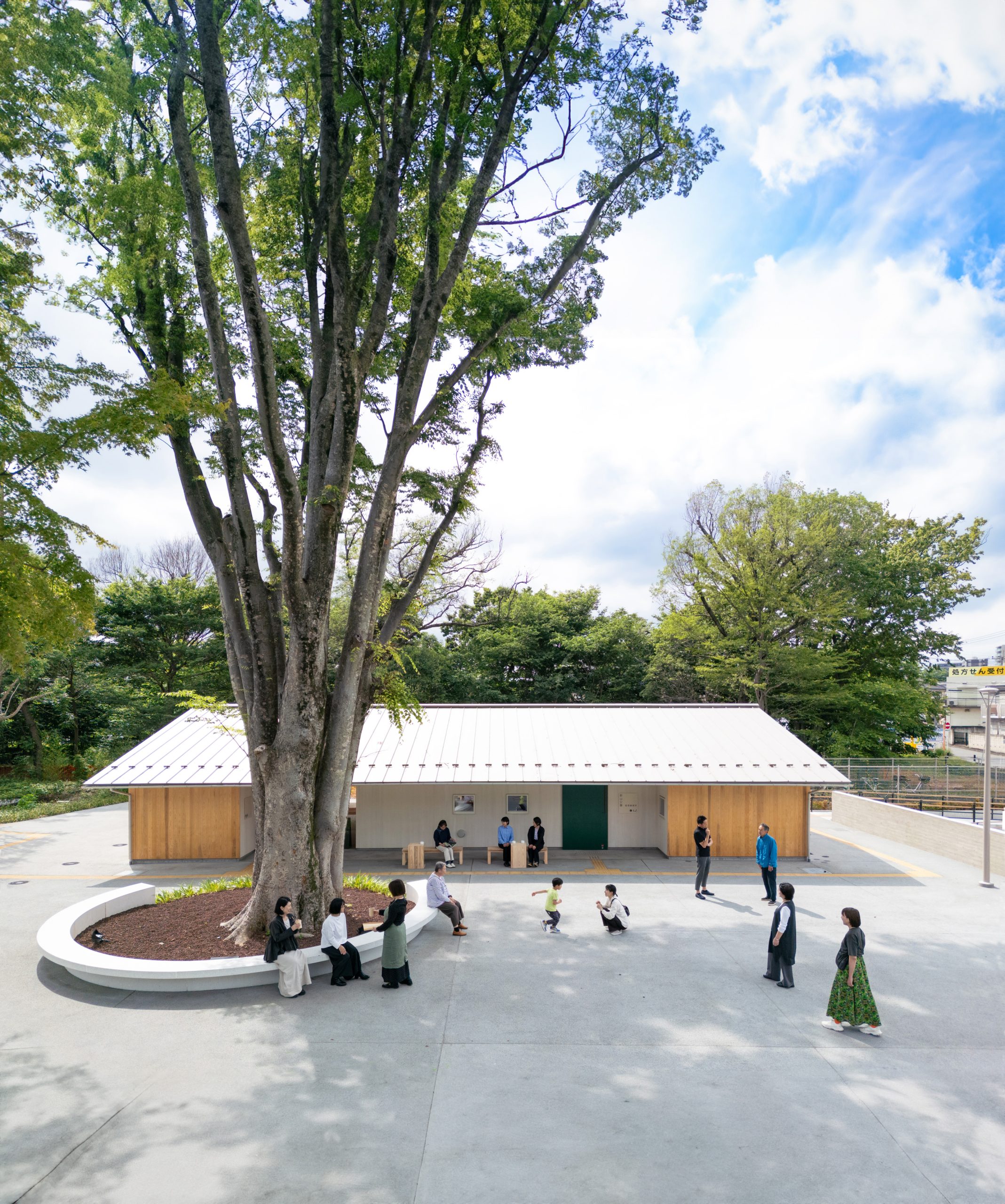 公園につくる地域の居間「はぎま」
