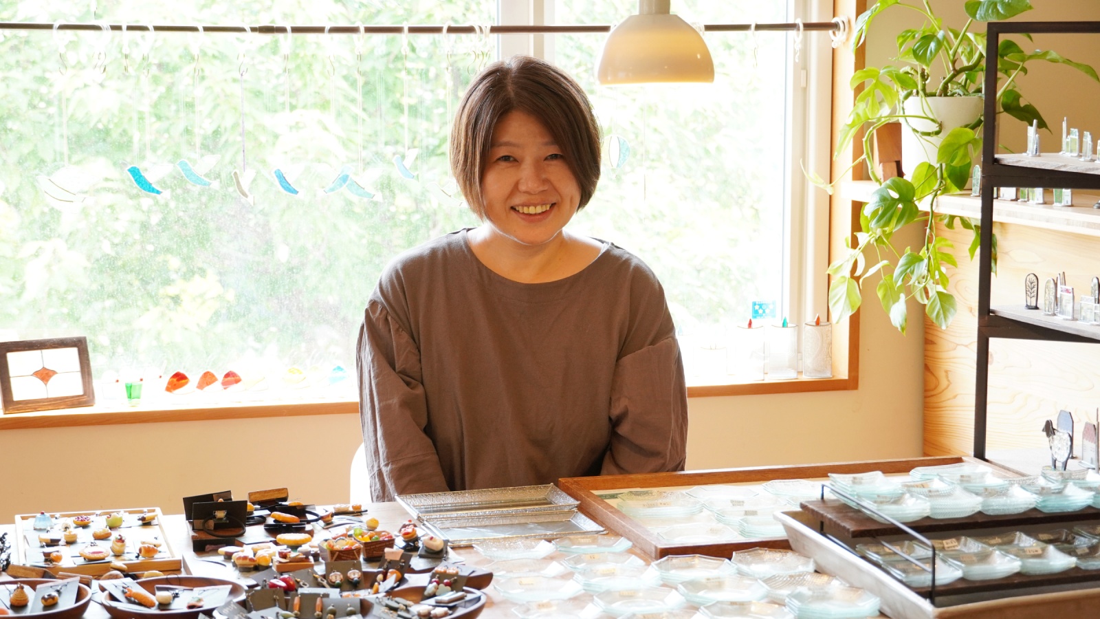 ワクワクするような可愛いミニチュア作品で、気持ちの隙間を満たす