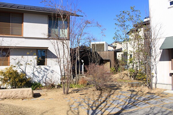 oDNrEeJkKpPvj4E1578558436