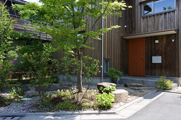 vrDjZnglHLgTJ3f1682409459