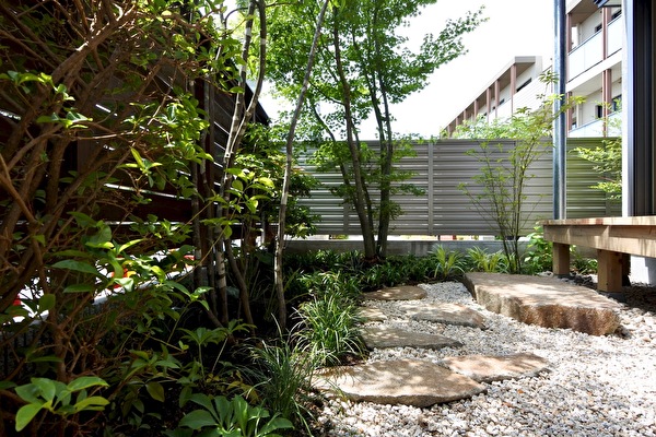 2ie2wPsg2L1AmVQ1685165096