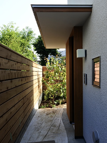 RqOBDb7giwNS4rQ1717632943